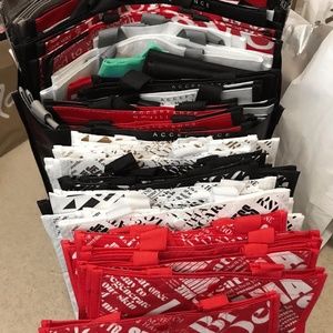 Lululemon reusable bag